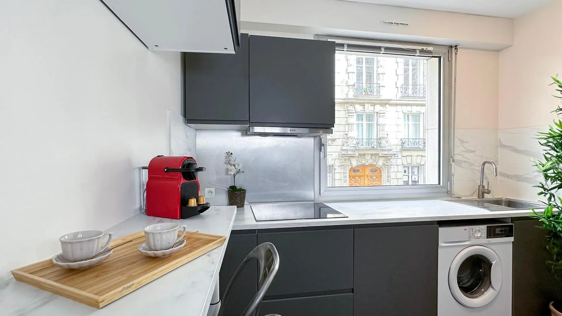 Chic Flat With A Garden Near Trocadero Apartman