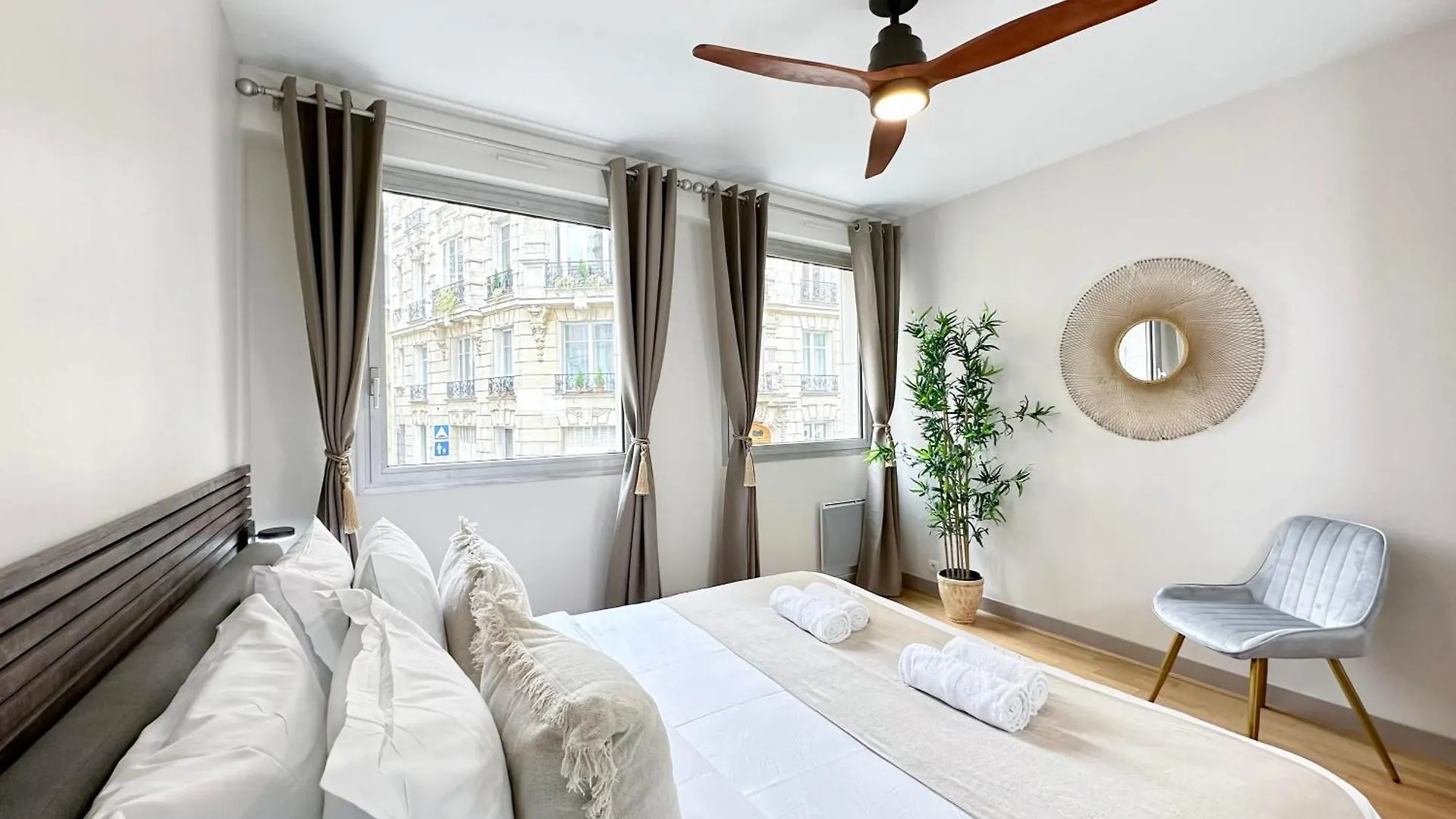 Chic Flat With A Garden Near Trocadero Apartment